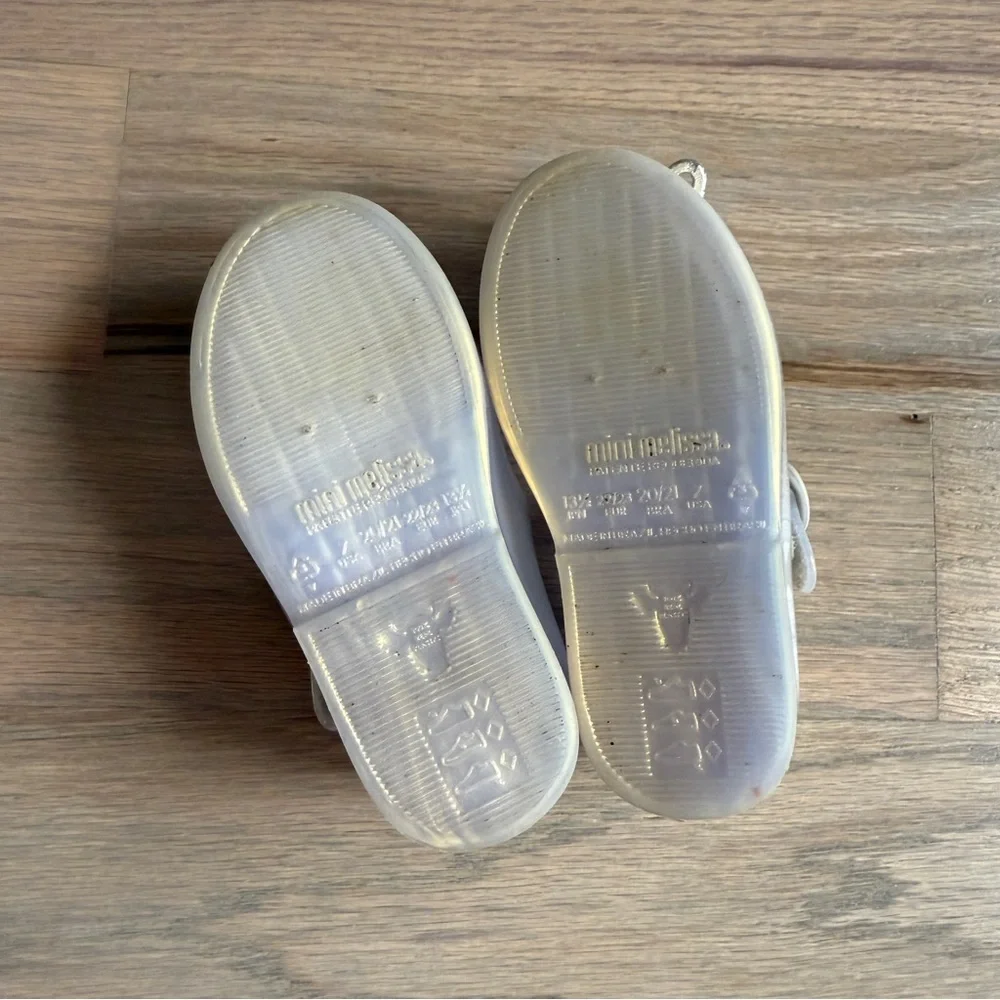 Mini Melissa Pearl White Iridescent Butterfly Jelly Shoes